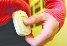 Washington jail to issue body alarms after attack by inmate