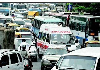 Install CCTV cameras on emergency vehicles: Delhi Police