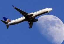 Security expert says he accessed Plane Controls mid-flight