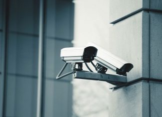 Kuwait approves draft law to use CCTV in public places