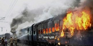 Short circuit, poor maintenance reasons of train fires: CAG