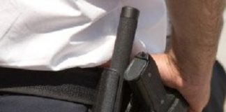 Private guards in Israel may carry weapons while off-duty?