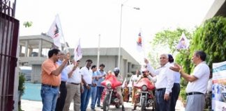 FSAI Delhi Chapter holds Fire & Life Safety awareness car rally