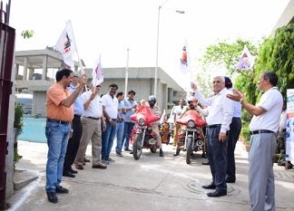 FSAI Delhi Chapter holds Fire & Life Safety awareness car rally