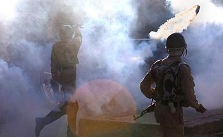 Army suggests use of sonic weapons, pepper ammo, chilli grenades in Kashmir