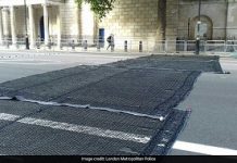 British Police deploy giant futuristic nets to stop vehicle attacks
