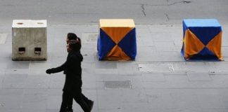 Melbourne installs security warning system across city