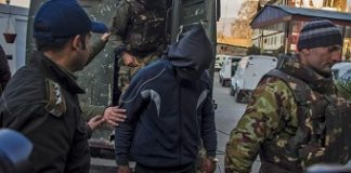 Involve CRPF in prison security in Kashmir: MHA to state govt