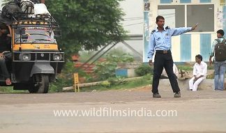 Pvt security guards to man Delhi-Gurugram eway to curb accidents