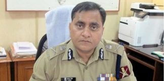 UP DGP directs police to stop random checking of vehicles