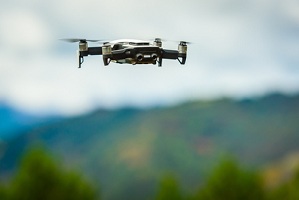 FAA proposes rule that would require drones to be identifiable remotely