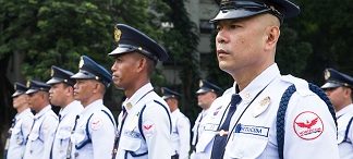 Philippines bats for better work conditions for guards