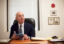 Biden picks Alejandro Mayorkas to head DHS