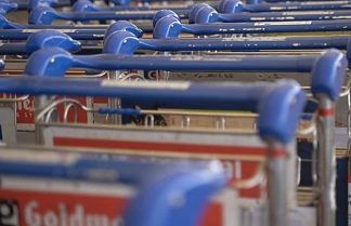 Now At Hyderabad Airport: IoT-Enabled “Smart Trolleys”