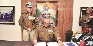 Don’t allow civil defence volunteers to use barricades and challan:CP Delhi
