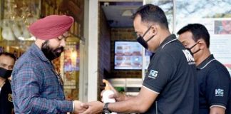 Give private guards in Calcutta their due in Covid relief: RWAs