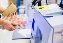 French supermarket trials POS machines with cameras to detect thefts