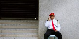 ‘Give incentives to boost Malaysian security guard’s prospects’
