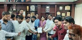 Indore Police pitch to popularise security system Citizen-Eye among people