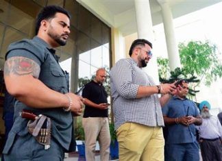 Lahore Private guards violating SOPs to face action