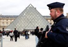 Louvre museum will need years to fix security issues, state auditor finds