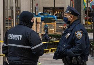 NYC businesses turn to off-duty cops for security