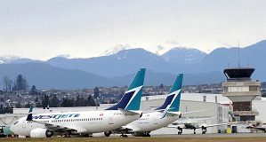 Ottawa eyes charging airport security with vaccine verification for travellers
