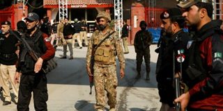 Pak Police will not allow housing schemes to employ ‘private armed guards