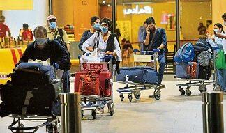 Physically remove fliers not wearing masks, fine them, Delhi HC to DGCA