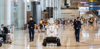 Police robots go on patrol at Singapore airport