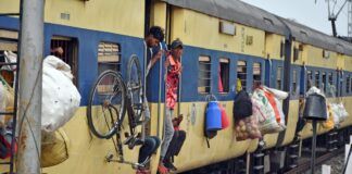 Conduct periodic audits to ensure maintenance of highest standards of safety & security measures: Delhi HC to Railways