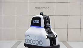 Robot makes security patrols in public spaces in Japan