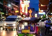 Thai cops offer hefty cash prizes for videos of worst traffic violations